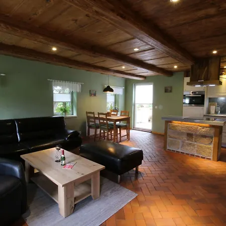 Mit Garten- Grill Und Terrasse By Interhome